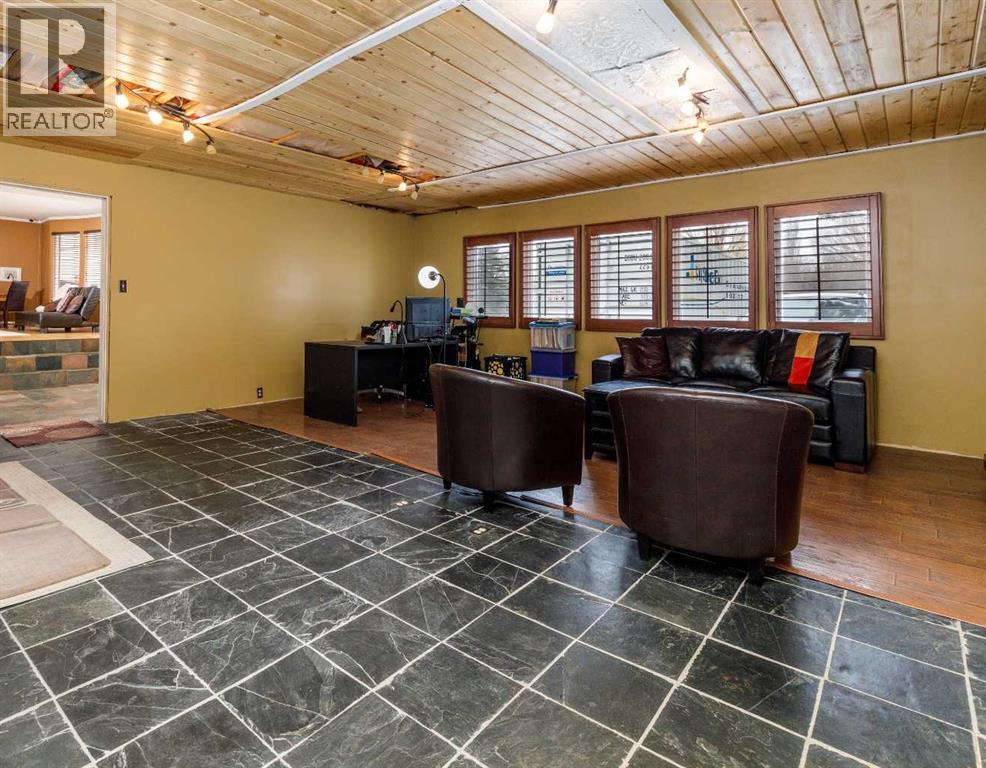 27 Wallace Close, Red Deer, Alberta  T4N 5L8 - Photo 20 - A2305665
