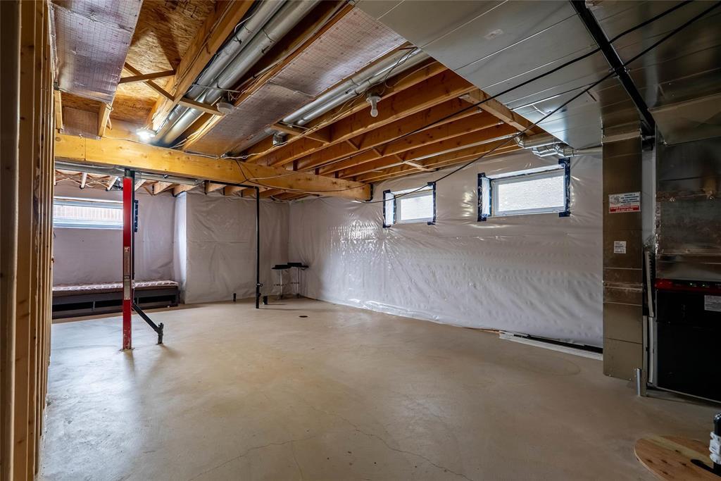 301 Cartesian Gate, Winnipeg, Manitoba  R2P 1W8 - Photo 24 - 202609826