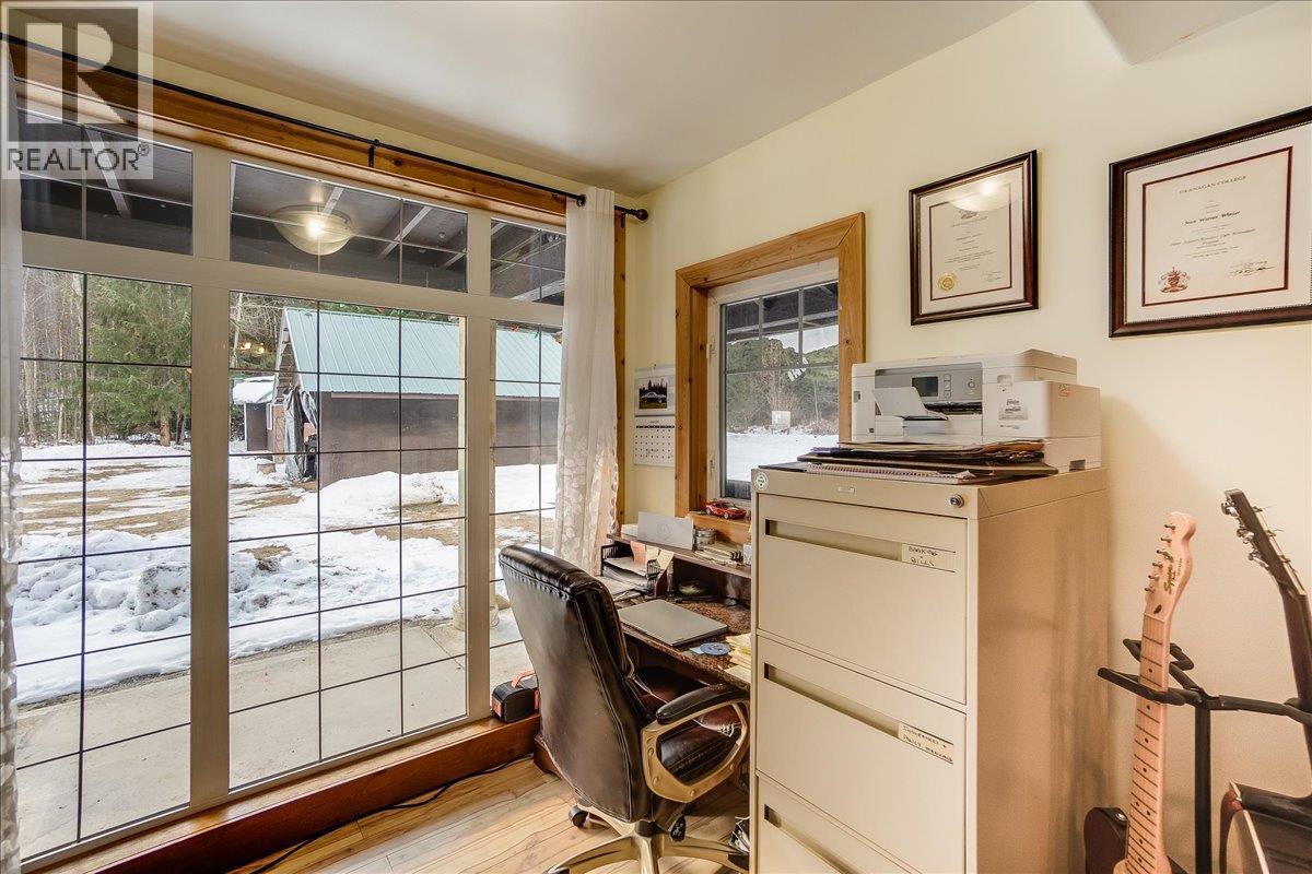 4453 Passmore Upper Road, Passmore, British Columbia  V0G 2J0 - Photo 23 - 10373819