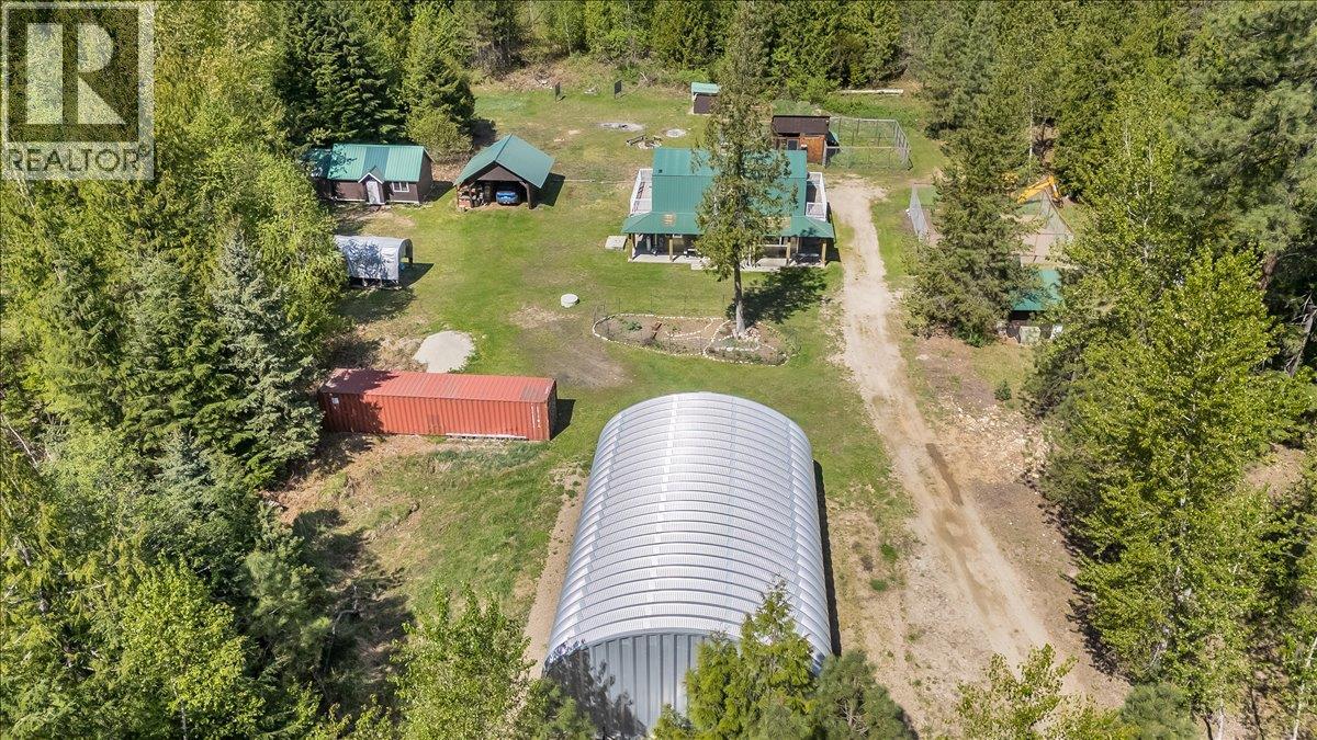 4453 Passmore Upper Road, Passmore, British Columbia  V0G 2J0 - Photo 1 - 10373819