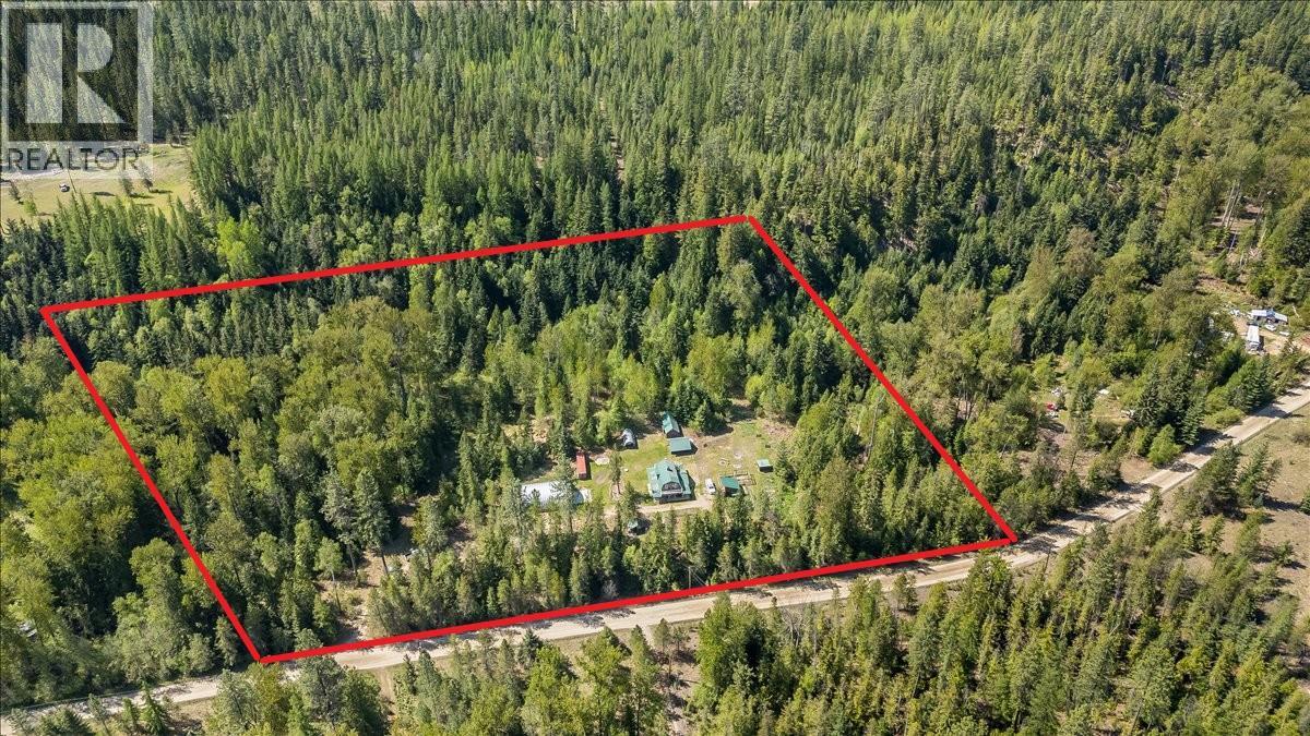 4453 Passmore Upper Road, Passmore, British Columbia  V0G 2J0 - Photo 3 - 10373819