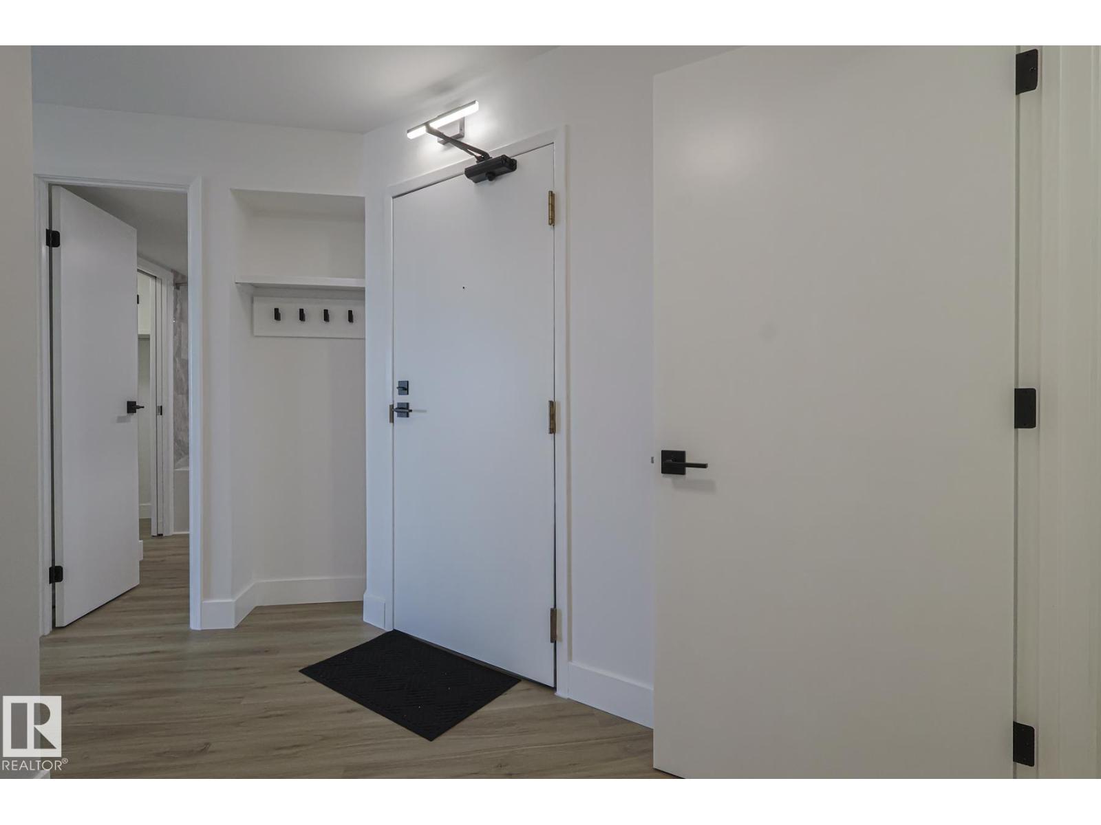 #505 10149 Saskatchewan Dr Nw, Edmonton, Alberta  T6E 4Y9 - Photo 4 - E4486627