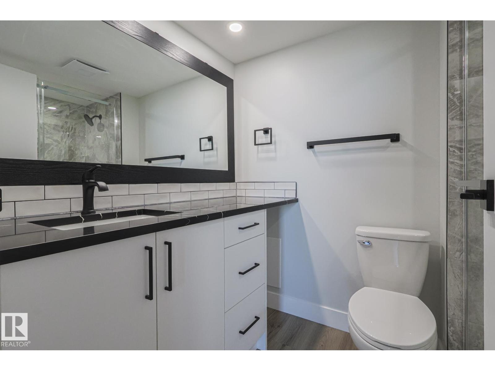 #505 10149 Saskatchewan Dr Nw, Edmonton, Alberta  T6E 4Y9 - Photo 12 - E4486627