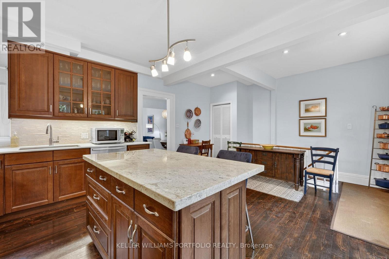24 Bishop Street, Toronto, Ontario  M5R 1N2 - Photo 17 - C13103390