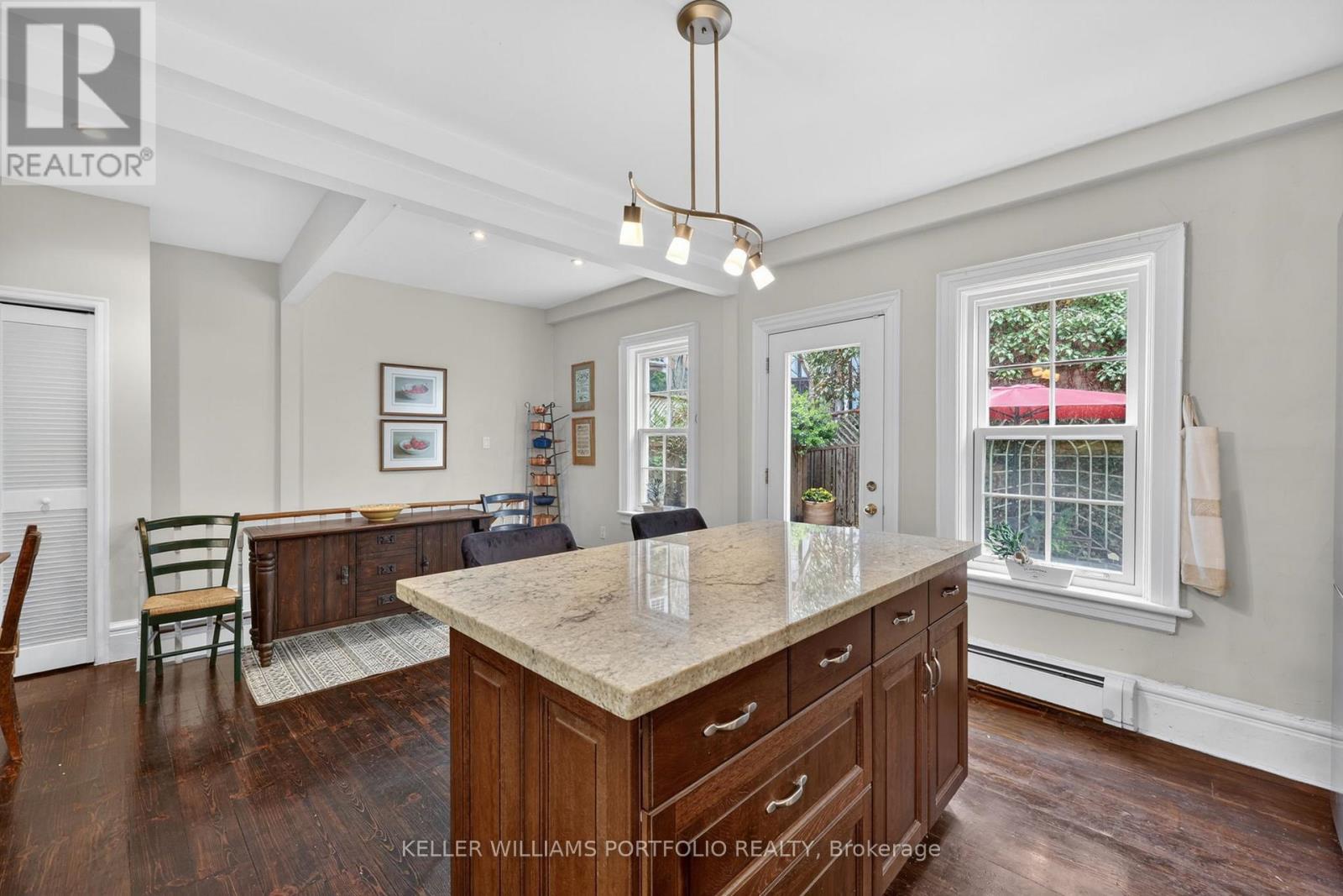 24 Bishop Street, Toronto, Ontario  M5R 1N2 - Photo 18 - C13103390