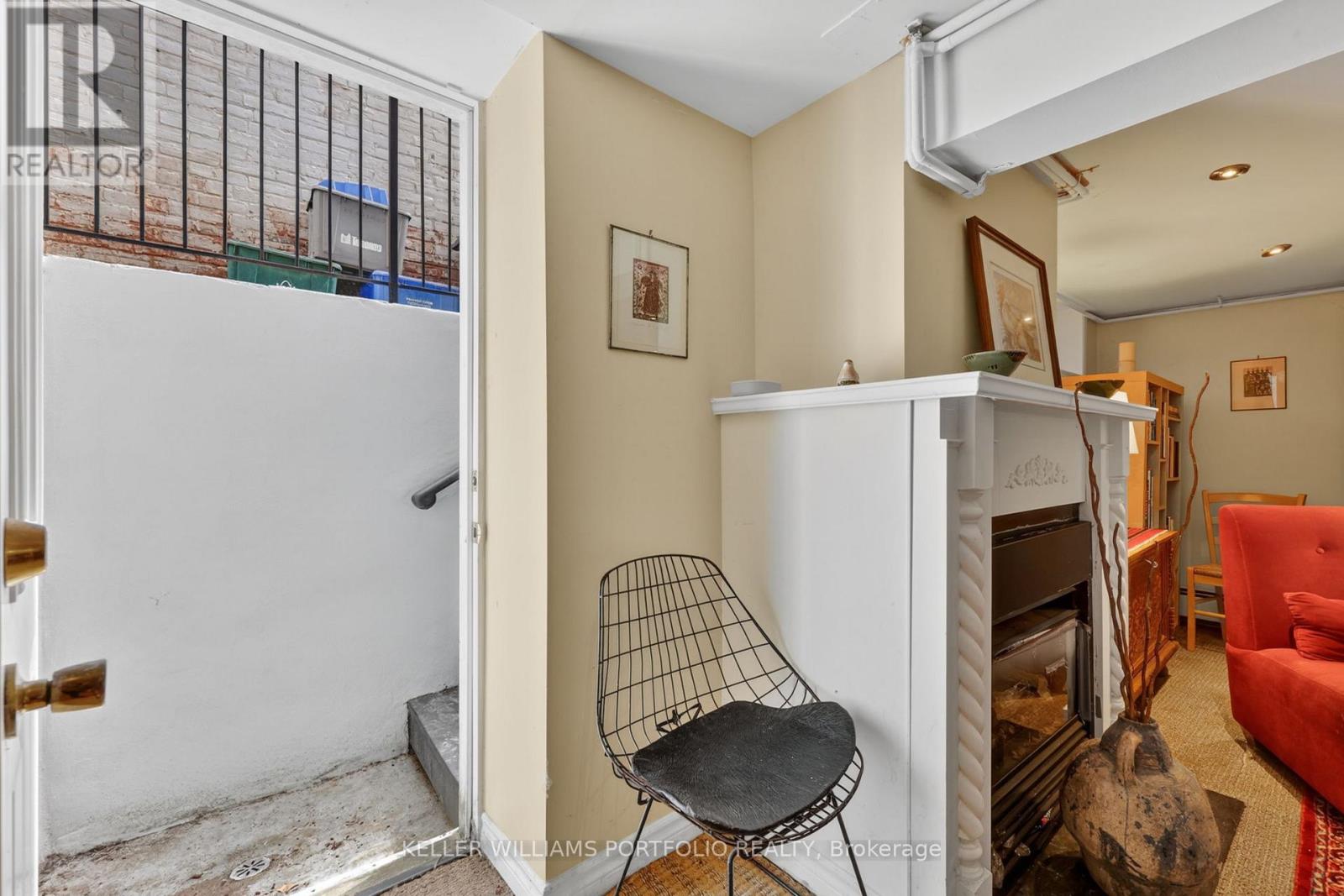24 Bishop Street, Toronto, Ontario  M5R 1N2 - Photo 32 - C13103390