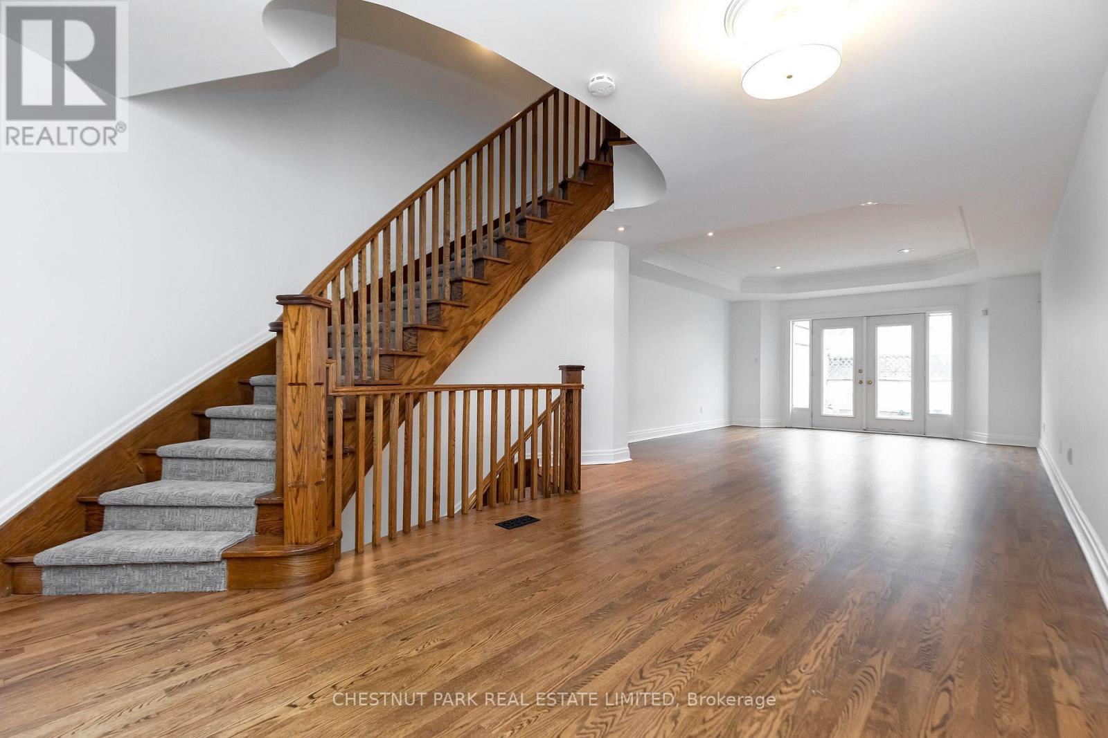 254 Spadina Road, Toronto, Ontario  M5R 2V1 - Photo 3 - C13103396