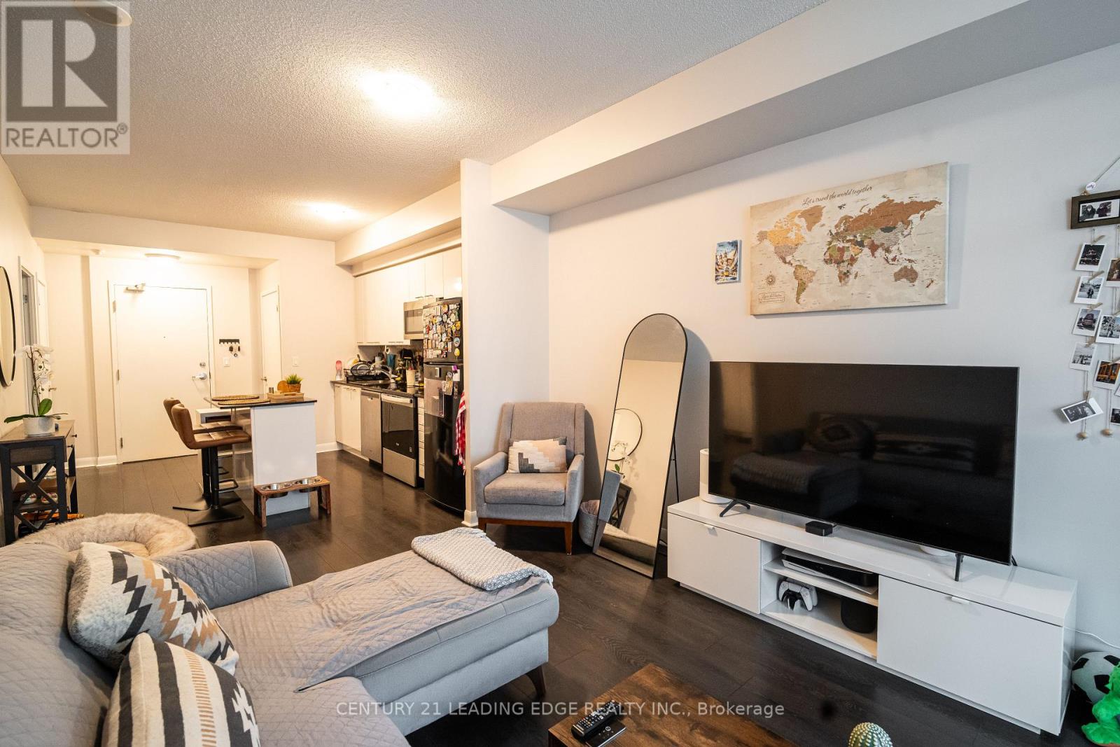 517 - 15 Bruyeres Mews, Toronto, Ontario  M5V 0A7 - Photo 10 - C13103460