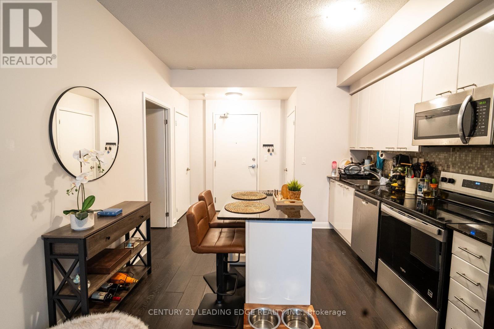 517 - 15 Bruyeres Mews, Toronto, Ontario  M5V 0A7 - Photo 7 - C13103460