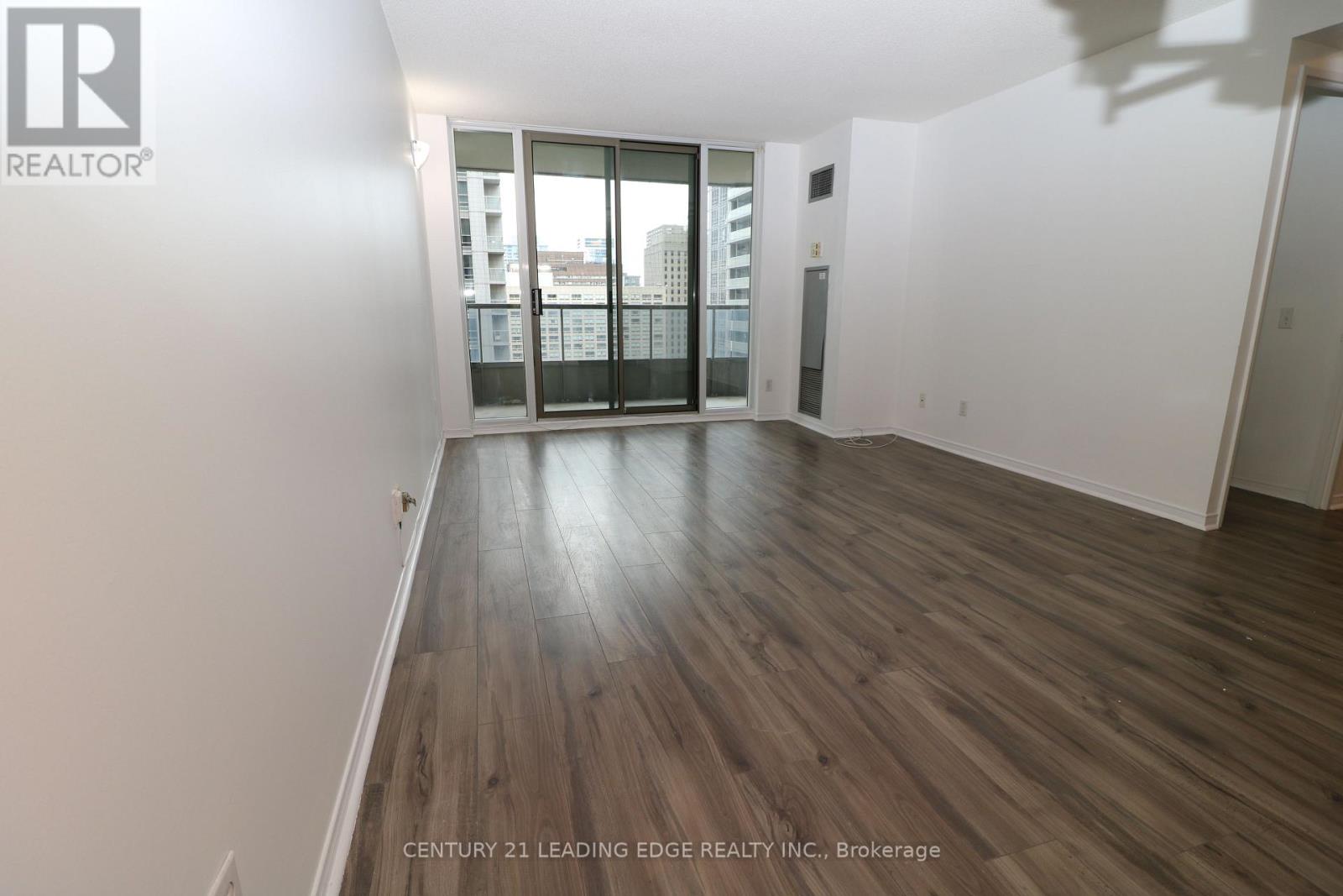 1711 - 750 Bay Street, Toronto, Ontario  M5G 1N6 - Photo 15 - C13103474