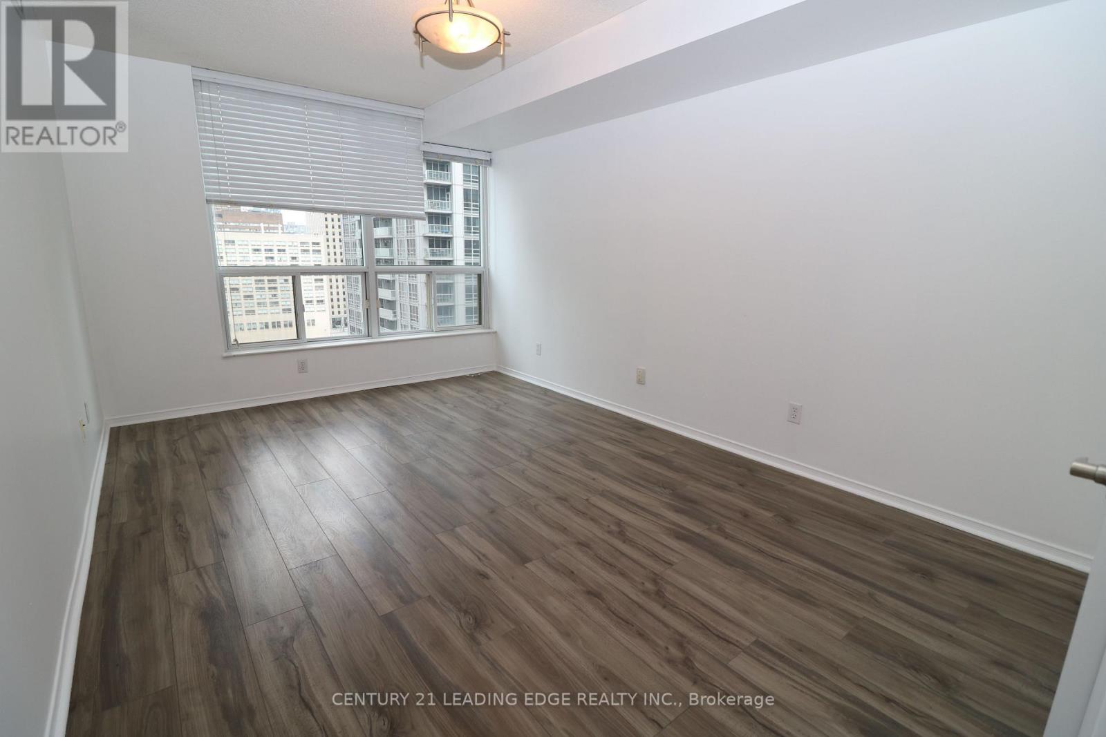 1711 - 750 Bay Street, Toronto, Ontario  M5G 1N6 - Photo 27 - C13103474