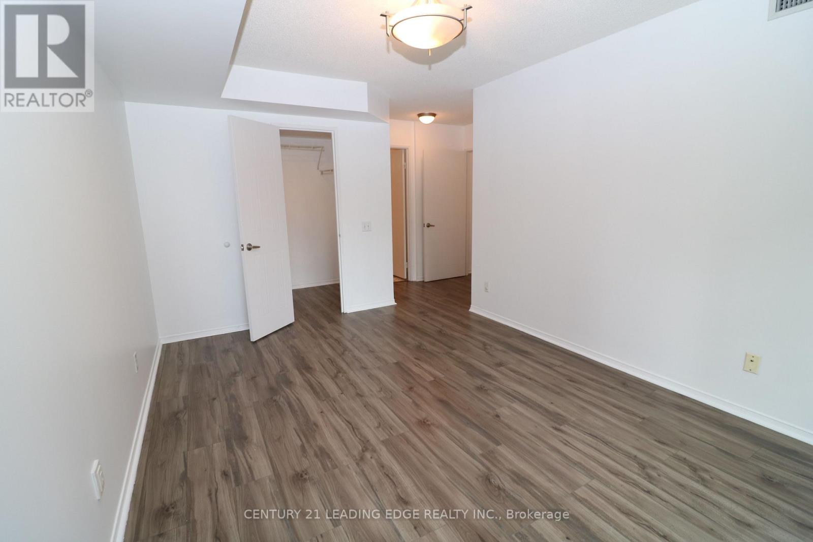 1711 - 750 Bay Street, Toronto, Ontario  M5G 1N6 - Photo 31 - C13103474