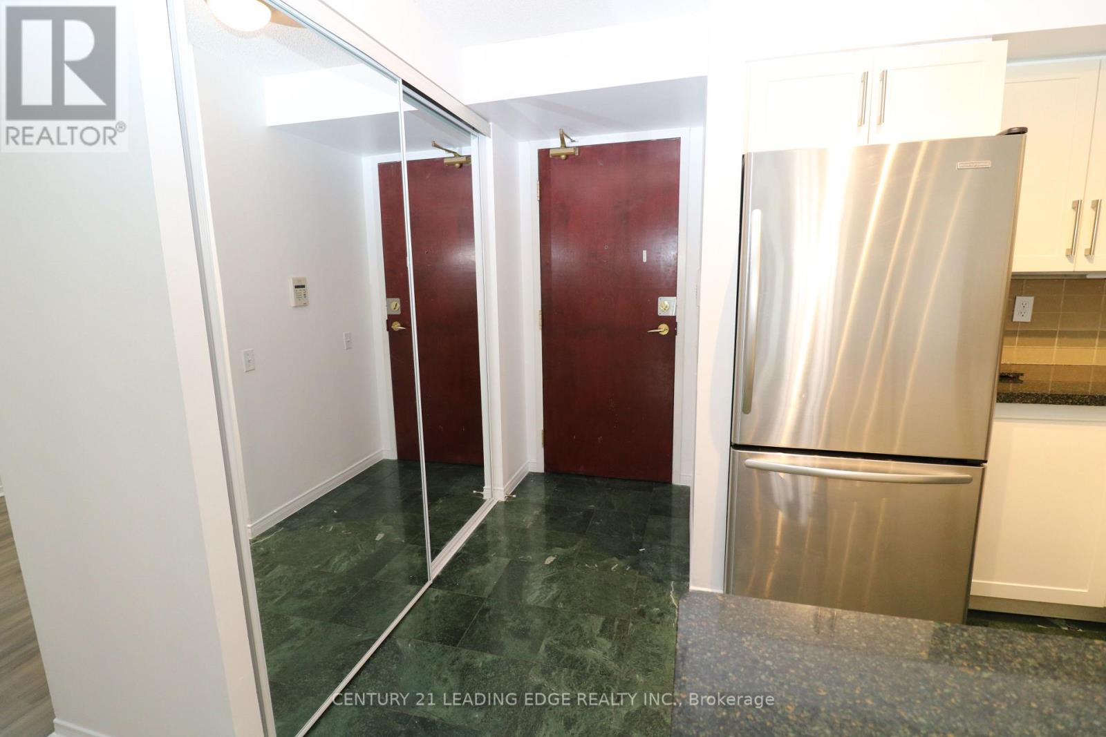 1711 - 750 Bay Street, Toronto, Ontario  M5G 1N6 - Photo 36 - C13103474