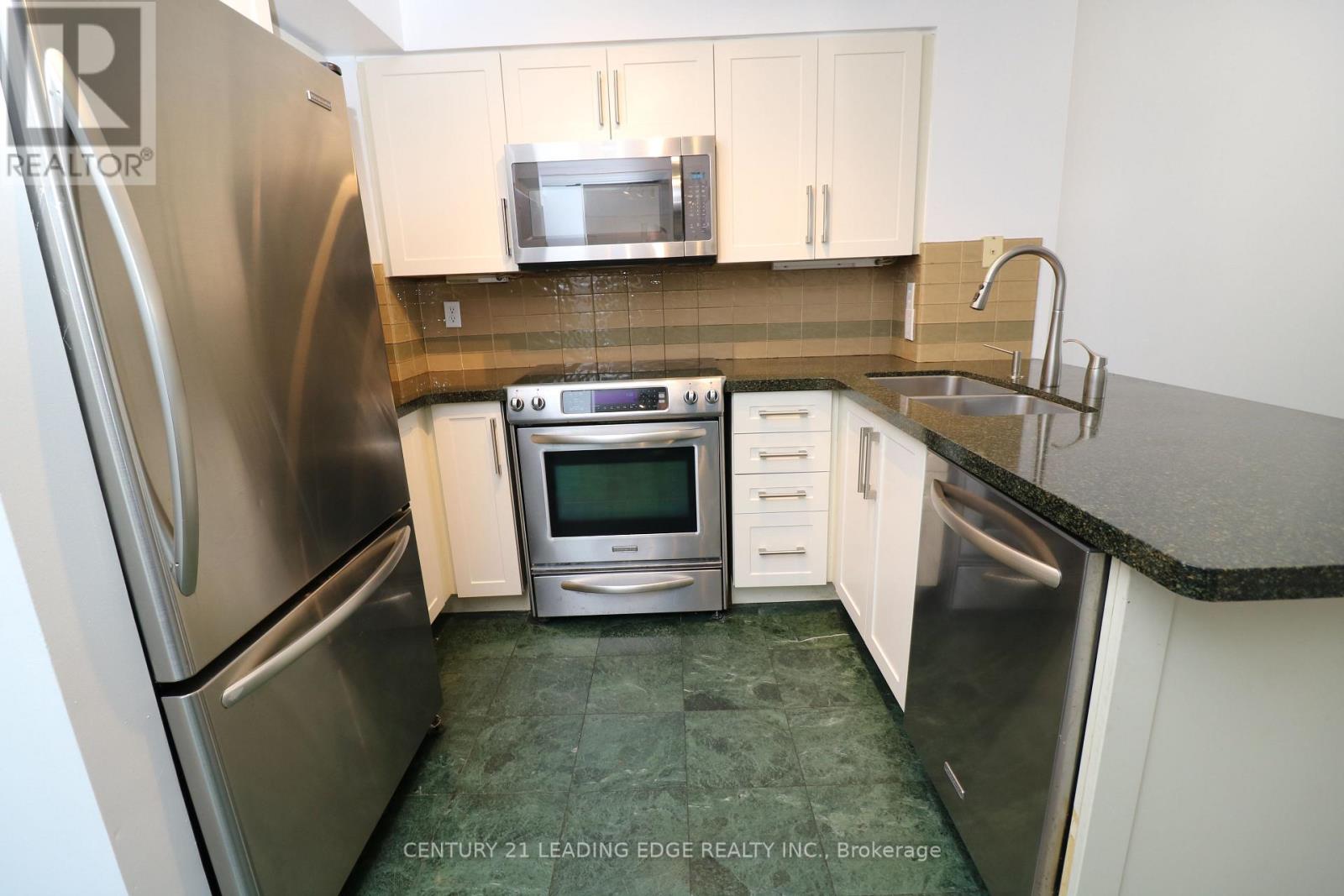 1711 - 750 Bay Street, Toronto, Ontario  M5G 1N6 - Photo 38 - C13103474