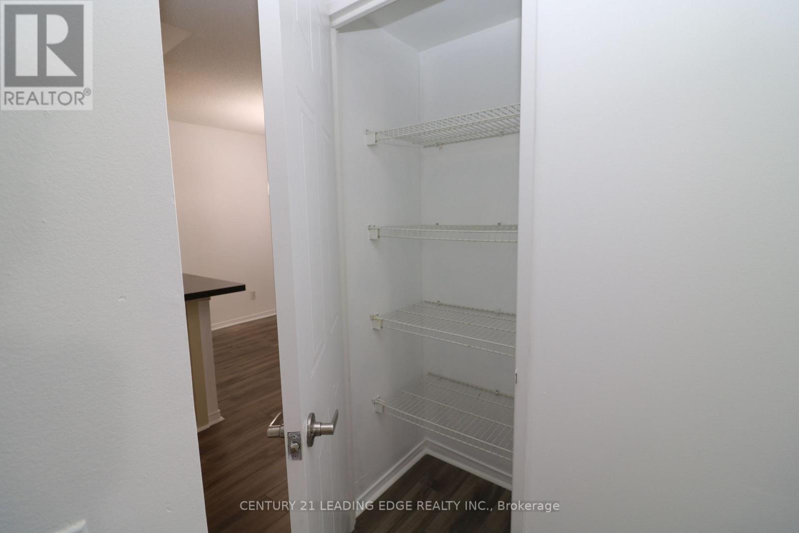 1711 - 750 Bay Street, Toronto, Ontario  M5G 1N6 - Photo 46 - C13103474