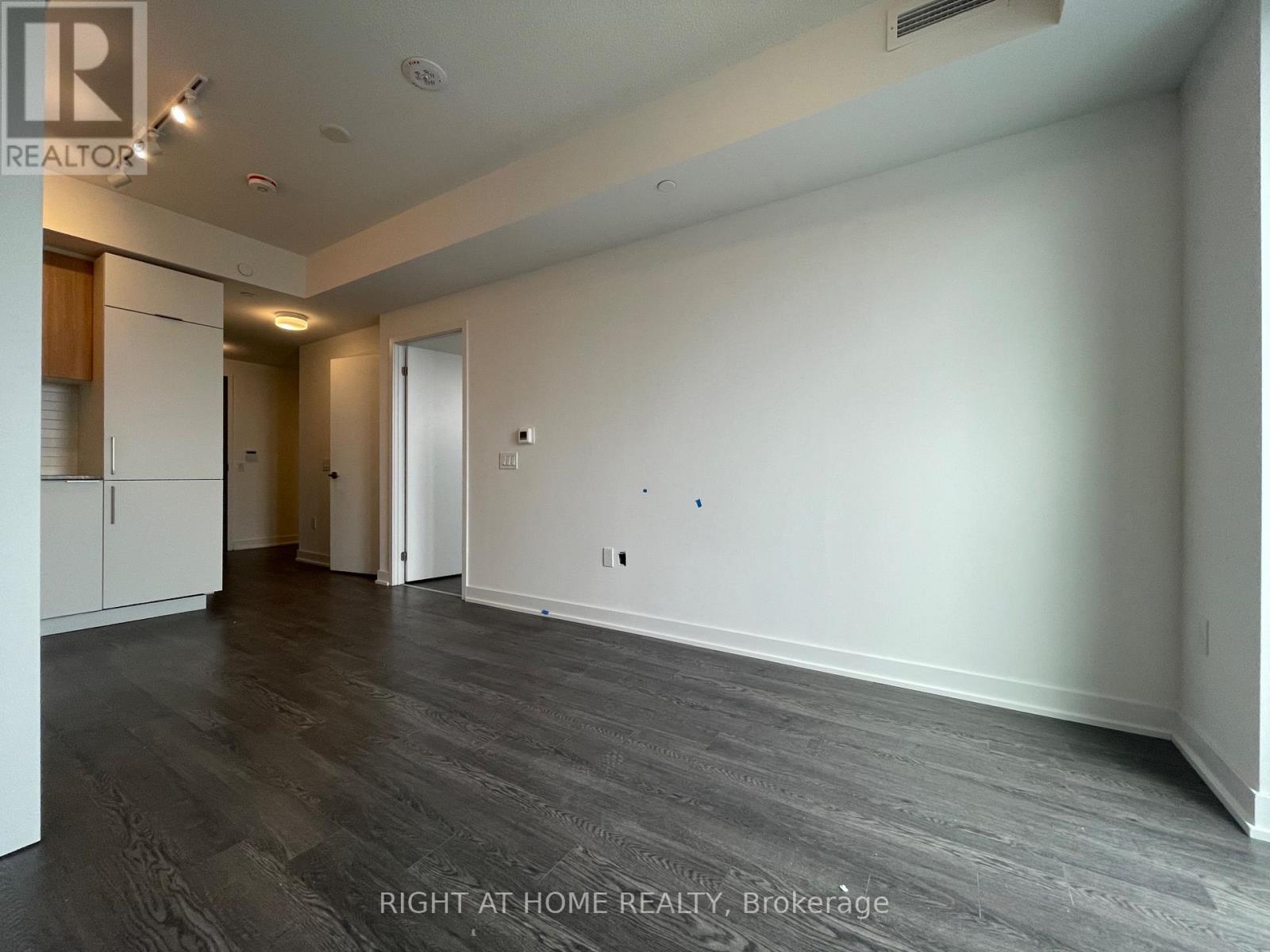 903 - 50 O'neill Road, Toronto, Ontario  M3C 0R1 - Photo 3 - C13103510