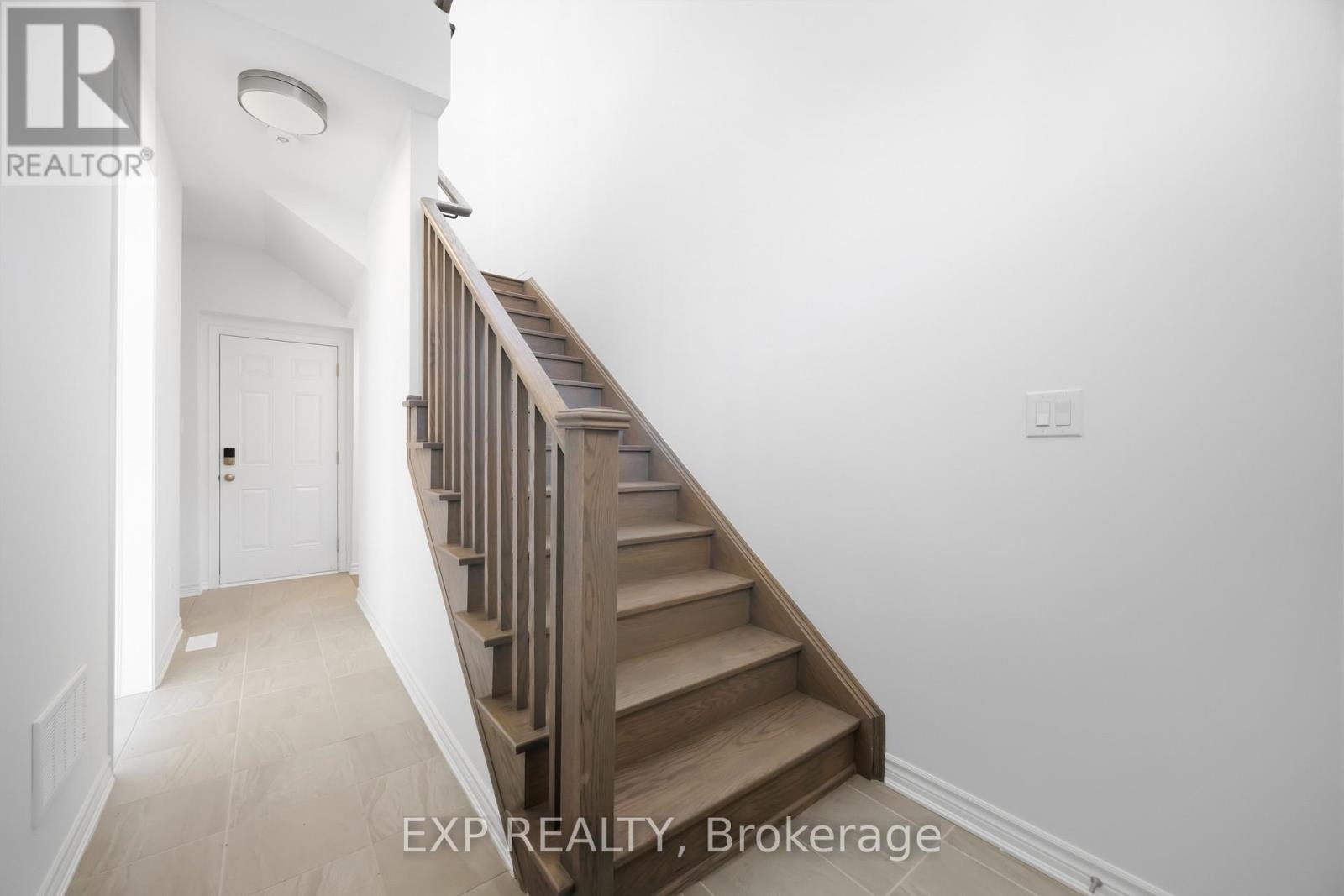 88 Avani Avenue, Markham, Ontario  L6C 3S6 - Photo 4 - N13103398