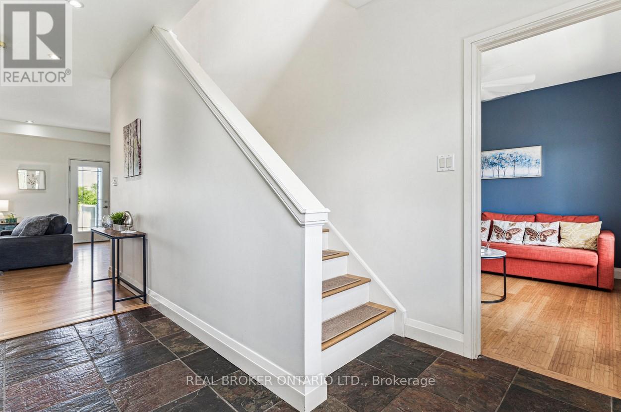 27 Bagshaw Crescent, Uxbridge, Ontario  L9P 0A9 - Photo 6 - N13103458