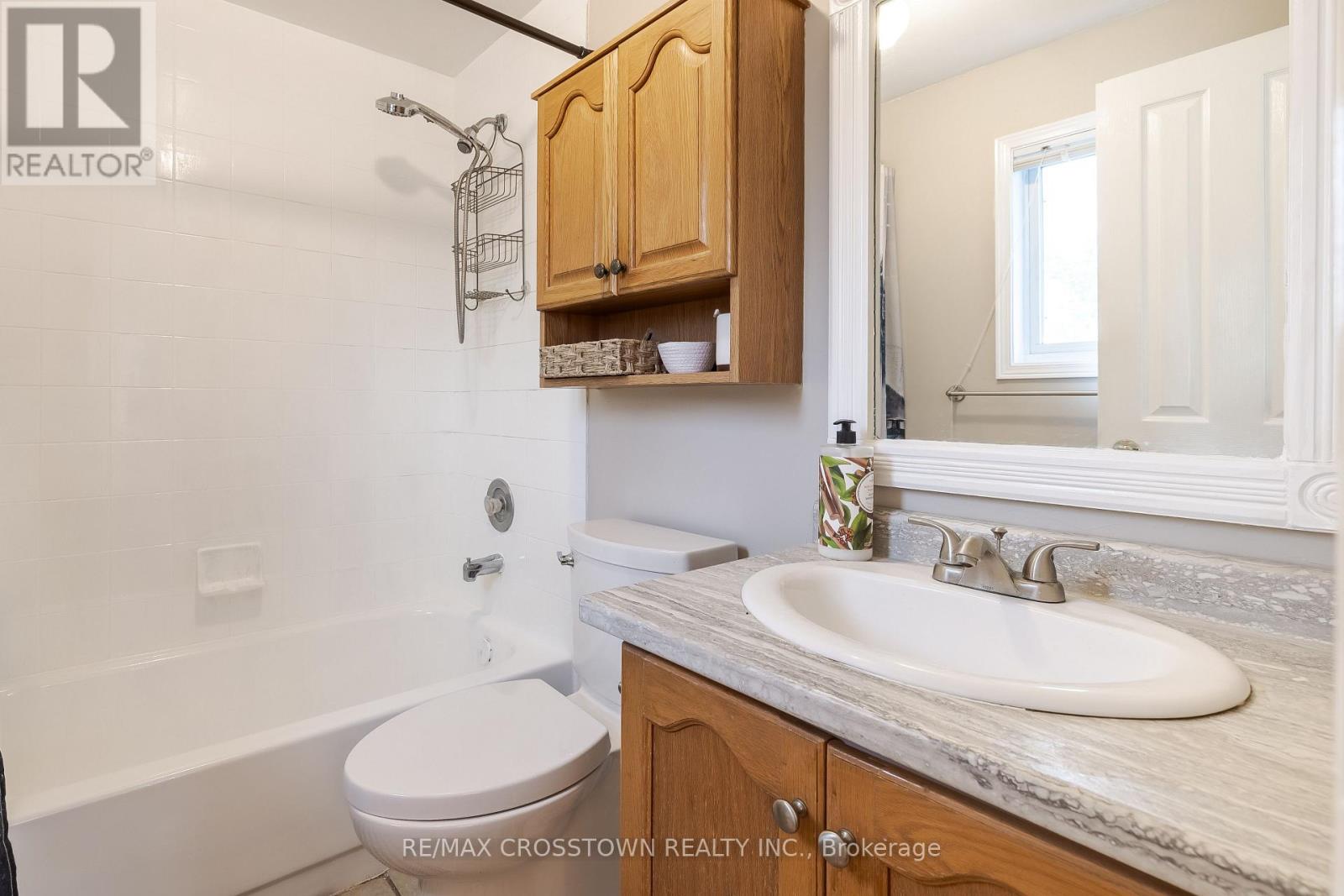 10 Nugent Court, Barrie (Northwest), Ontario  L4N 7A9 - Photo 17 - S13103422