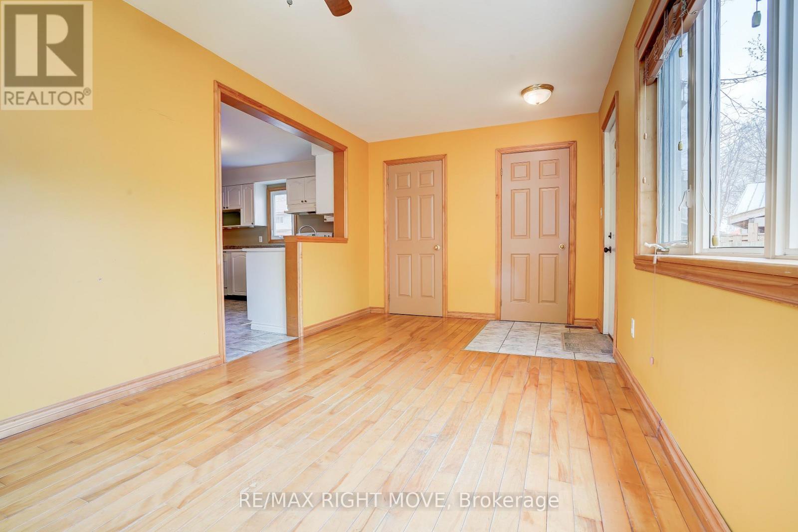 3391 Armand Avenue, Severn, Ontario  L0K 1G0 - Photo 6 - S13103436