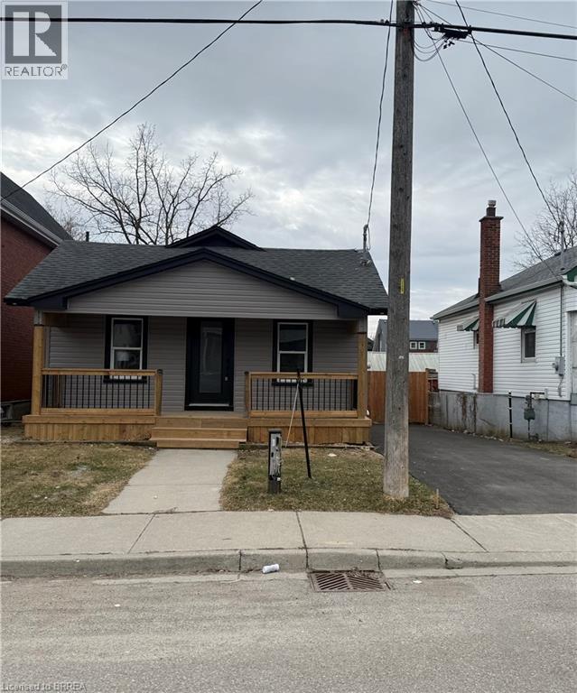 111 VICTORIA Street, Brantford, Ontario