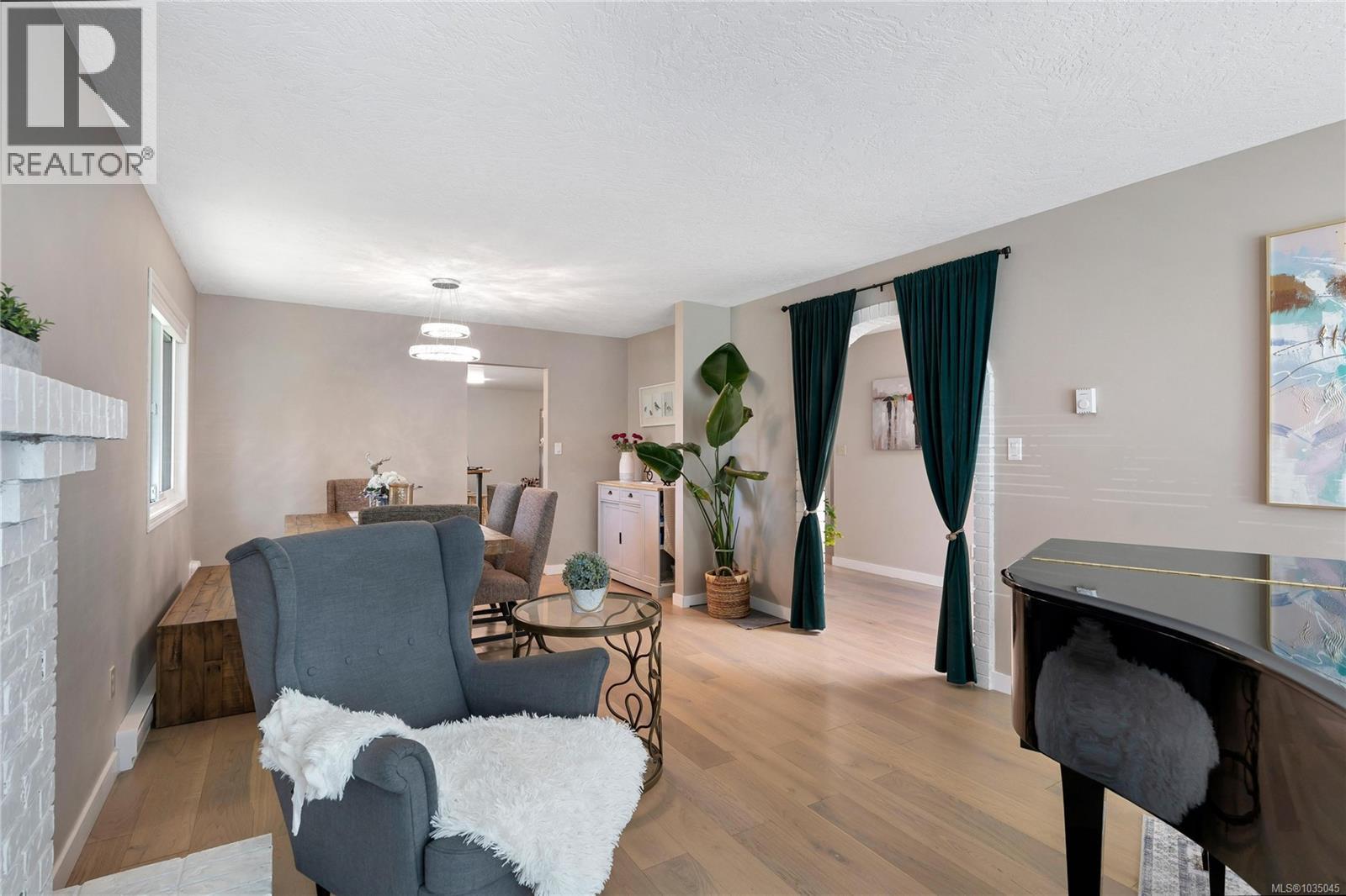 748 Macan Pl, Colwood, British Columbia  V9B 5P4 - Photo 6 - 1035045
