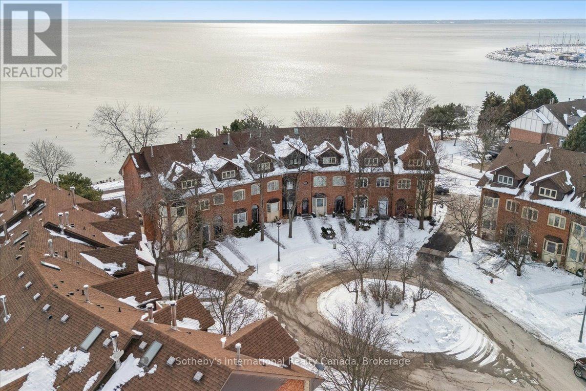10 SOUTHWIND TERRACE, Oakville, Ontario