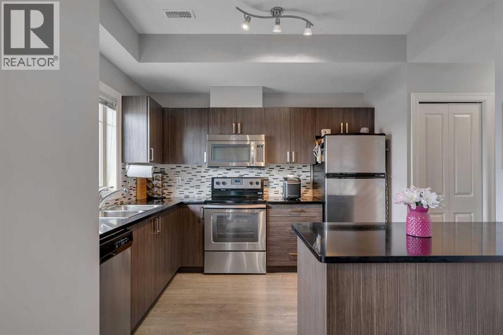 414, 121 Copperpond Common Se, Calgary, Alberta  T2Z 5B6 - Photo 2 - A2298751