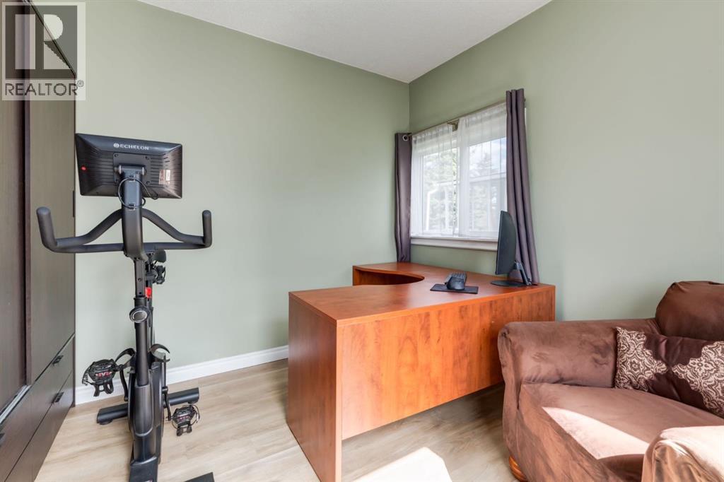 4363 70 Street Nw, Calgary, Alberta  T3B 2K4 - Photo 13 - A2308095