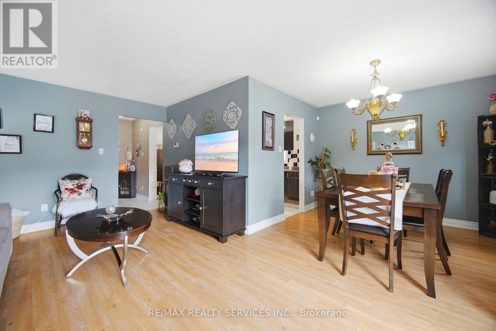 17 Metzak Drive, Brampton, Ontario  L6Z 4N3 - Photo 9 - W13097312