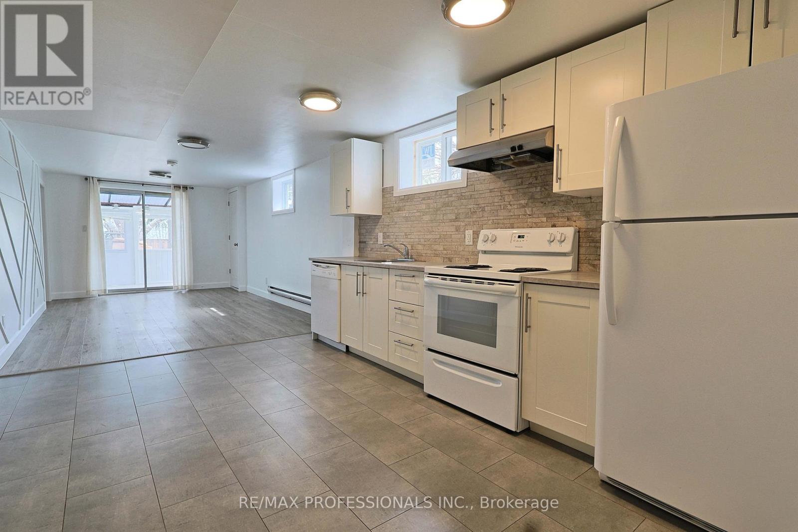 Lower - 2688 Sherhill Drive, Mississauga, Ontario  L5J 3Z3 - Photo 5 - W13103402