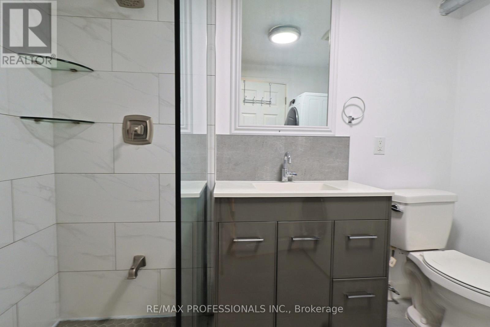 Lower - 2688 Sherhill Drive, Mississauga, Ontario  L5J 3Z3 - Photo 9 - W13103402