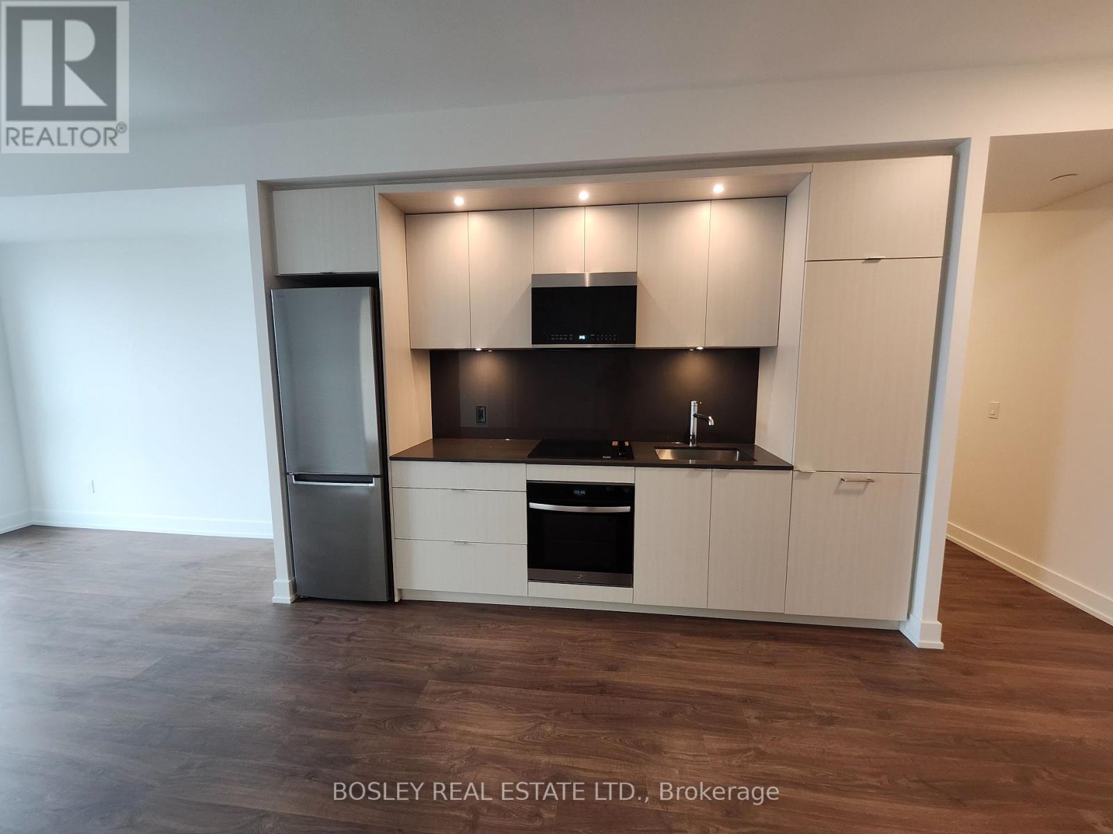 1702 - 25 Cordova Avenue, Toronto, Ontario  M9A 0E5 - Photo 3 - W13103410
