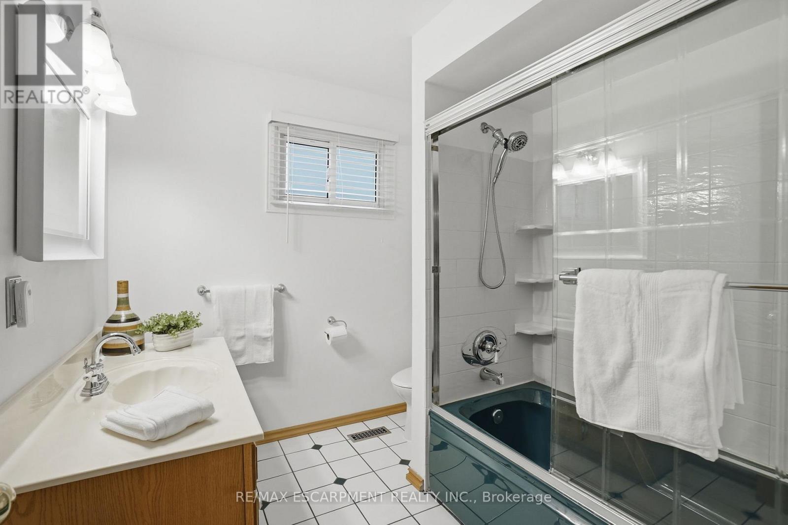 2127 Larabee Court, Burlington, Ontario  L7P 3S3 - Photo 33 - W13103416