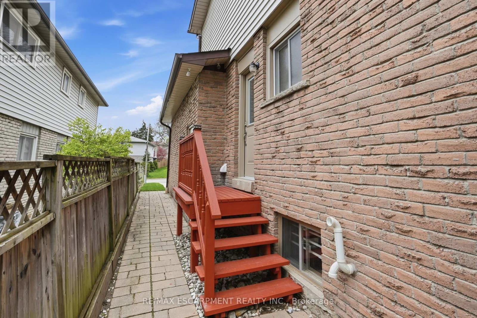 2127 Larabee Court, Burlington, Ontario  L7P 3S3 - Photo 41 - W13103416