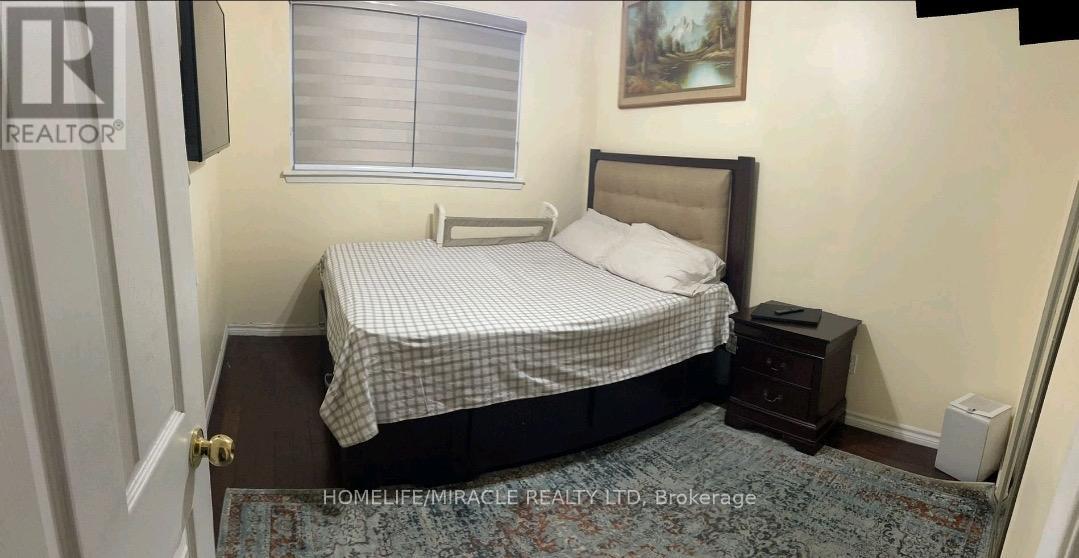 3528 Laddie Crescent, Mississauga, Ontario  L4T 1N1 - Photo 13 - W13103434