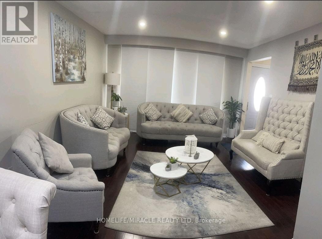 3528 Laddie Crescent, Mississauga, Ontario  L4T 1N1 - Photo 7 - W13103434
