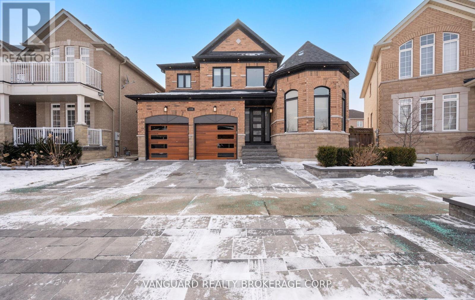 1130 Little Crescent, Milton, Ontario  L9T 6T2 - Photo 2 - W13103476