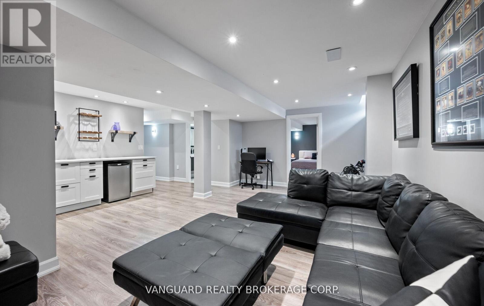 1130 Little Crescent, Milton, Ontario  L9T 6T2 - Photo 45 - W13103476