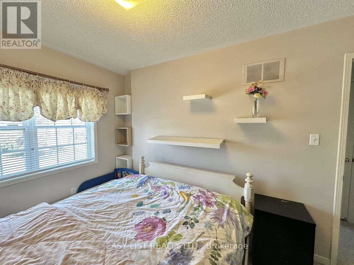 1104 Carding Mill Place, Mississauga, Ontario  L5W 1C4 - Photo 20 - W13103504