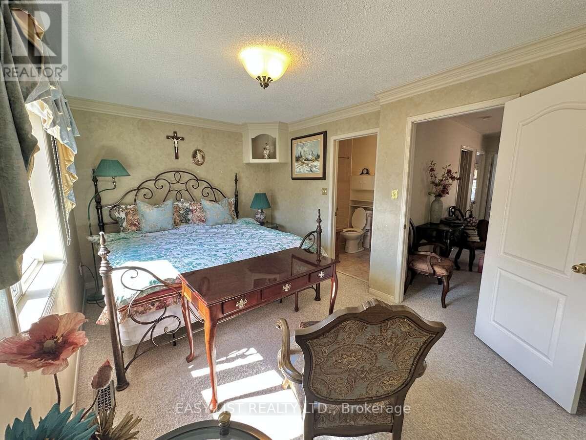 1104 Carding Mill Place, Mississauga, Ontario  L5W 1C4 - Photo 24 - W13103504
