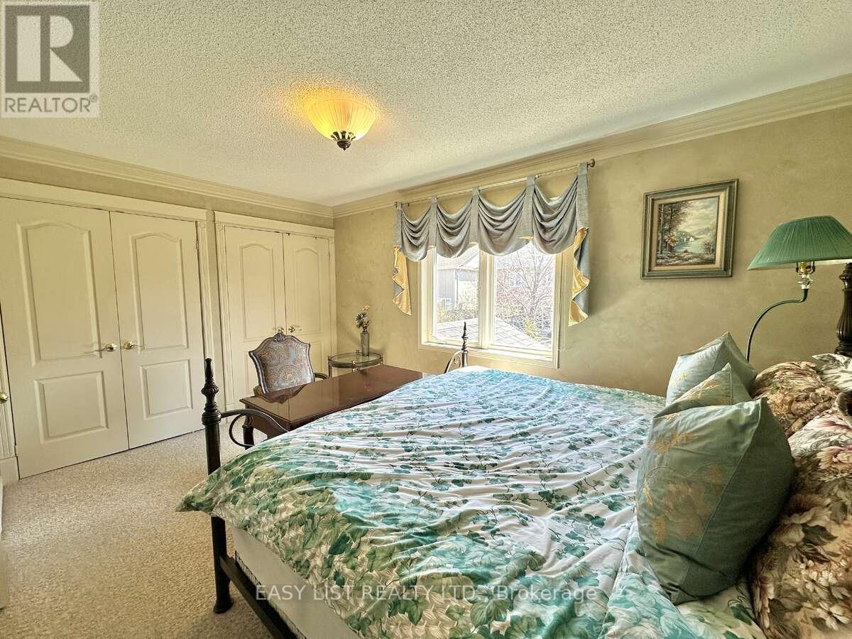 1104 Carding Mill Place, Mississauga, Ontario  L5W 1C4 - Photo 27 - W13103504