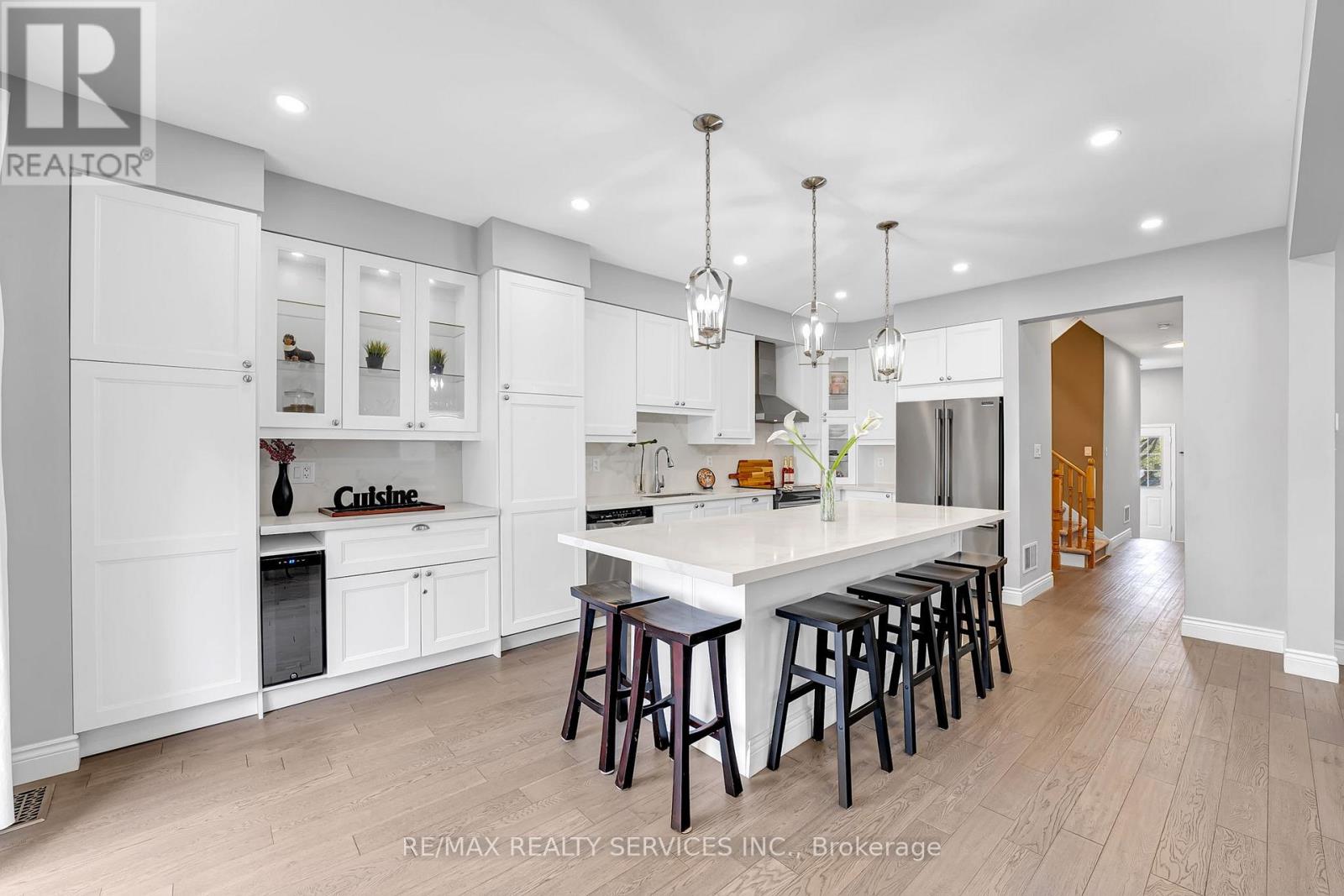 46 Ryegrass Crescent, Brampton, Ontario  L7A 3K8 - Photo 6 - W13103528