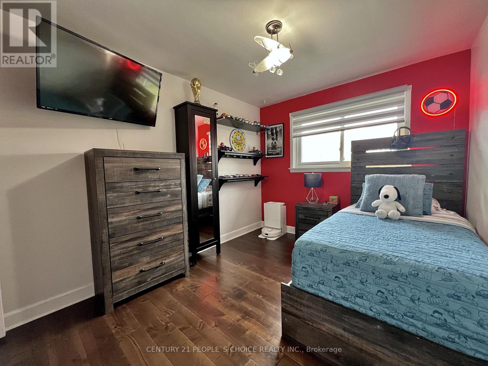 73 Newlin Crescent, Toronto, Ontario  M3L 1X5 - Photo 16 - W13103536