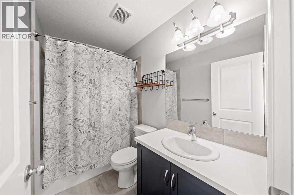39 Heritage Boulevard, Cochrane, Alberta  T4C 2M1 - Photo 15 - A2308454