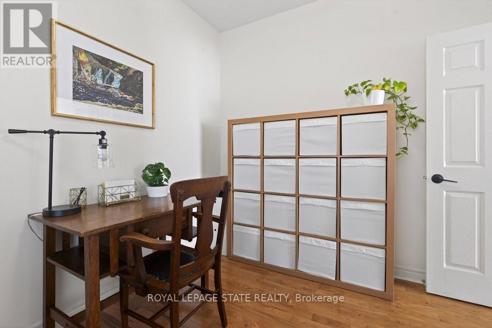 29 Gaines Avenue, Hamilton, Ontario  L9H 7M4 - Photo 15 - X13103424