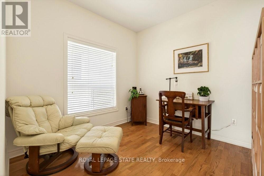 29 Gaines Avenue, Hamilton, Ontario  L9H 7M4 - Photo 16 - X13103424