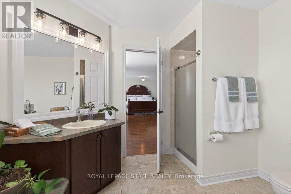 29 Gaines Avenue, Hamilton, Ontario  L9H 7M4 - Photo 23 - X13103424