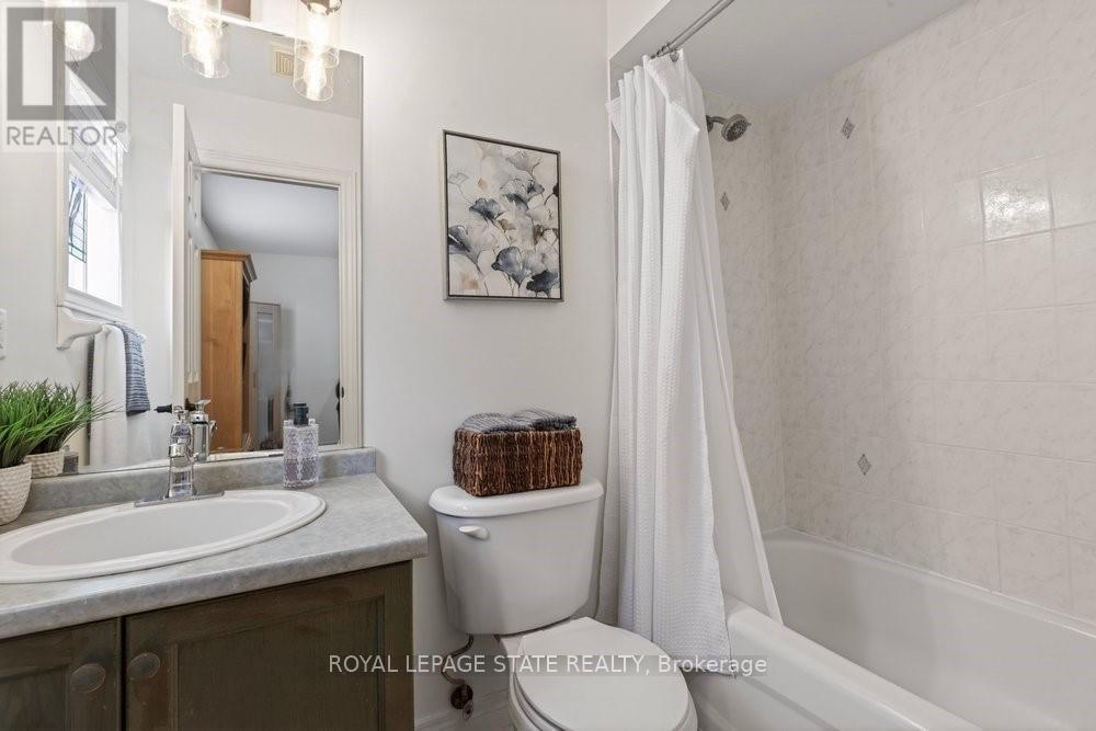 29 Gaines Avenue, Hamilton, Ontario  L9H 7M4 - Photo 26 - X13103424