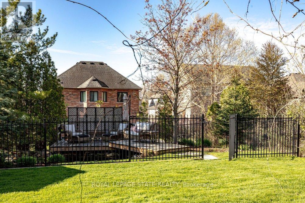29 Gaines Avenue, Hamilton, Ontario  L9H 7M4 - Photo 43 - X13103424